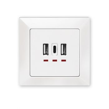 Unterputz-Steckdose, 2x USB-A, 1x USB-C